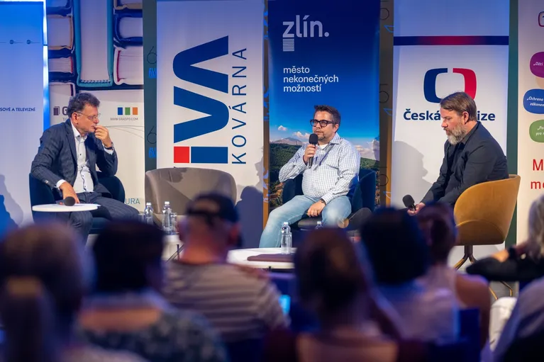 Děti bez hranic¿: Festivalová konference spojila odborníky napříč obory