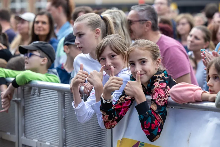Top moments from the 6th festival day 