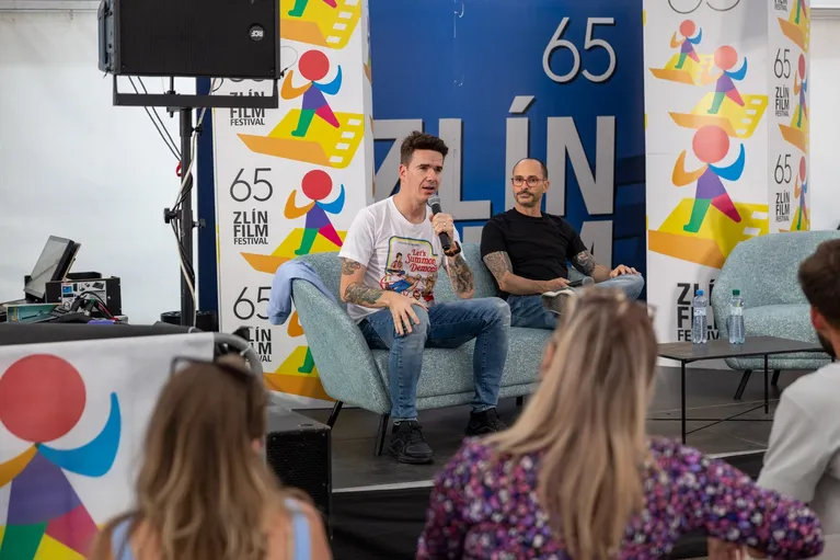 Finále talk show „Život je takovej“ přineslo syrovou pravdu o závislostech a naději na nový začátek